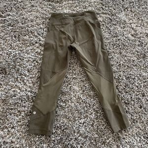 Lululemon Swift Speed High-Rise Crop 23" size 6